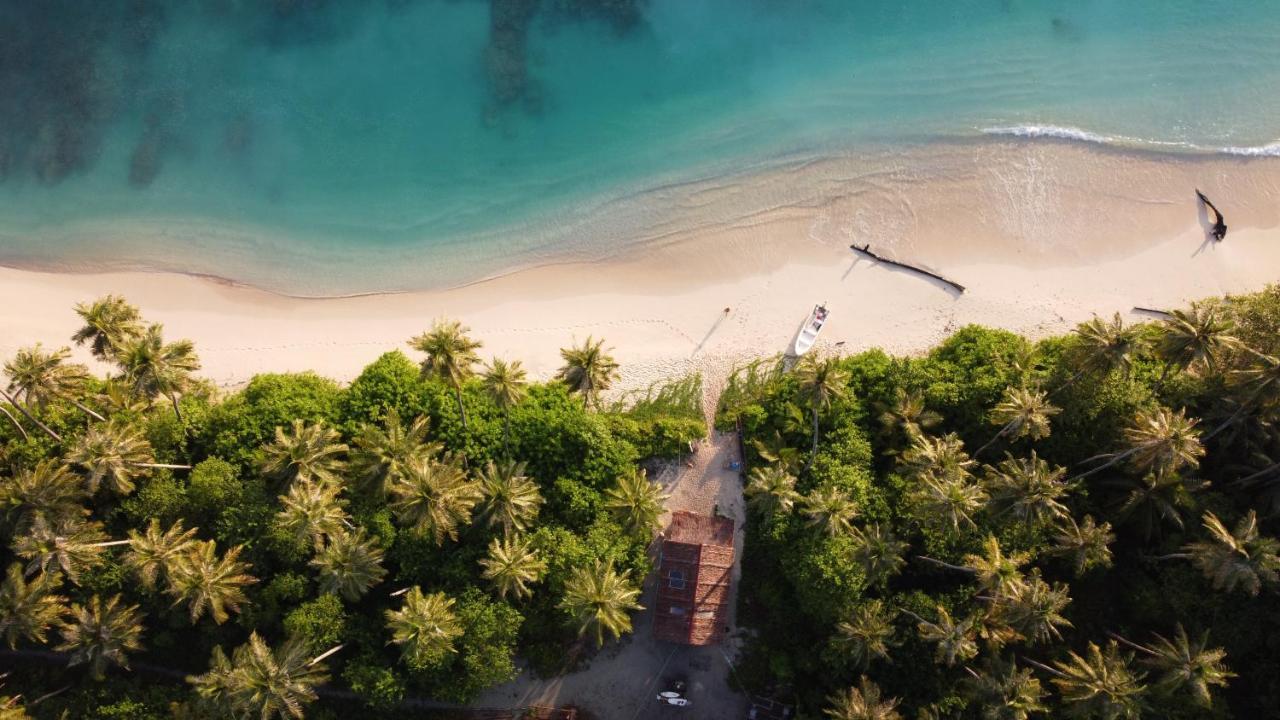 Pinang Island - Private Island Sea View Bungalows Singkil (Aceh) Exterior foto
