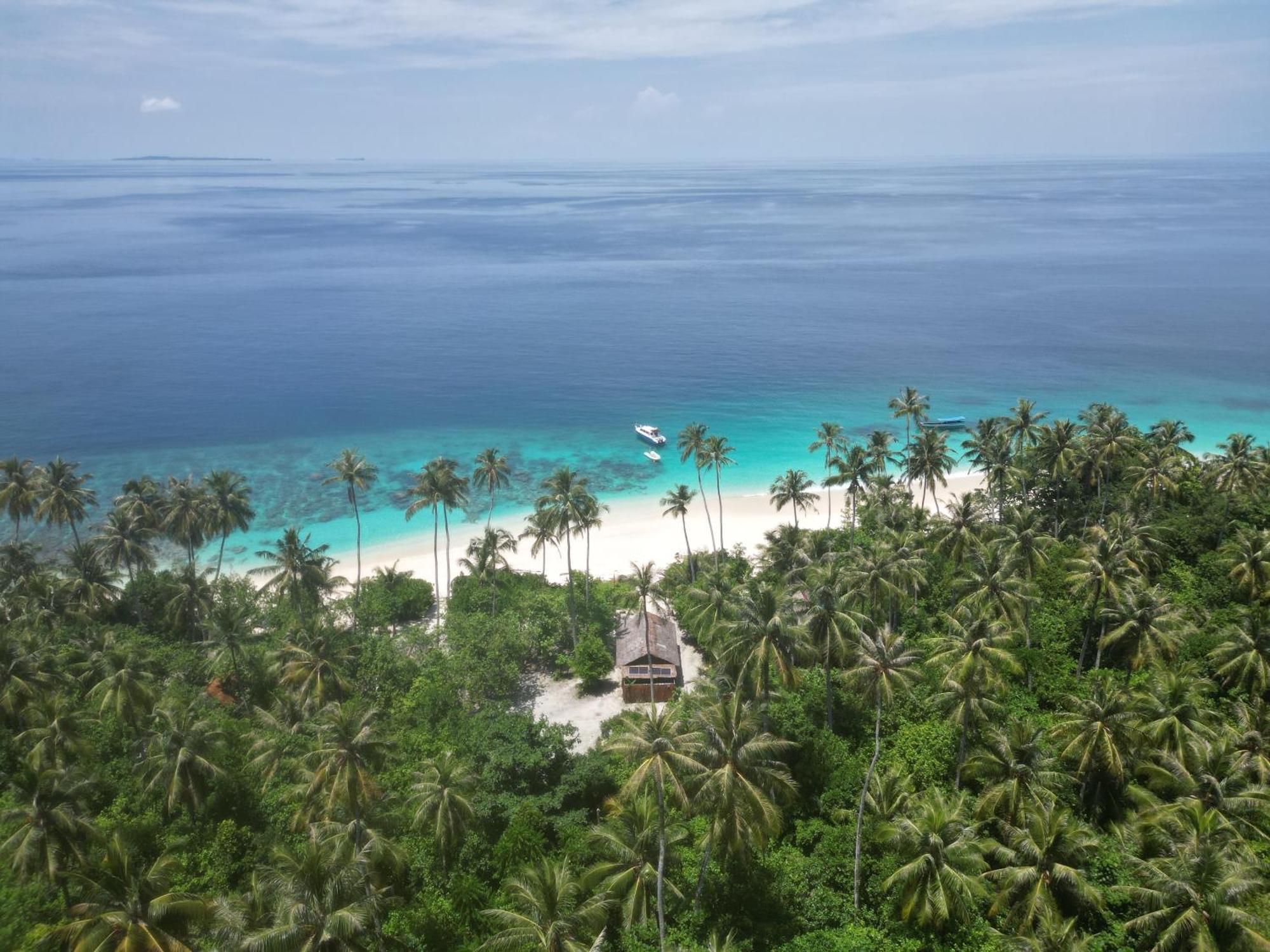 Pinang Island - Private Island Sea View Bungalows Singkil (Aceh) Exterior foto