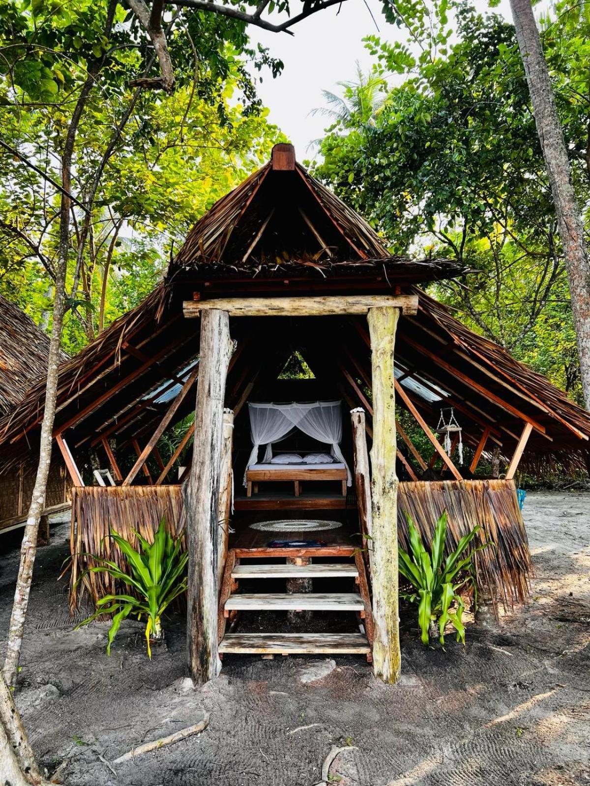 Pinang Island - Private Island Sea View Bungalows Singkil (Aceh) Exterior foto